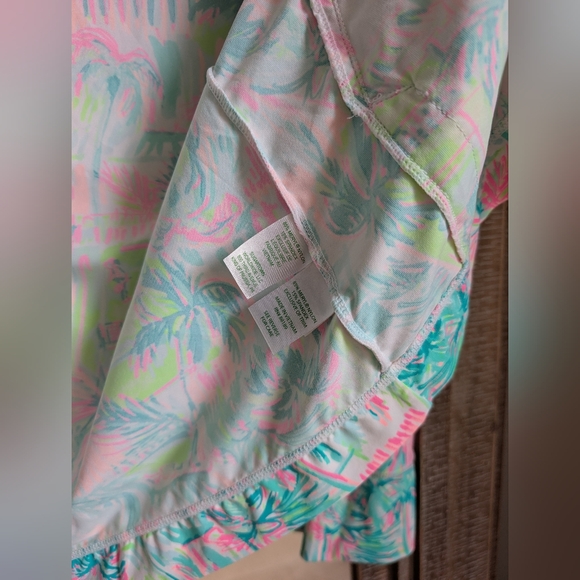 Lilly Pulitzer Luxletic Hadlee tennis jacket in the "Multi Perfect Match" print - Picture 7 of 9